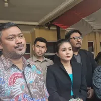 Karina Ranau Belum Berani Masak hingga Dengar Musik, Ini Cara Kenang Epy Kusnandar