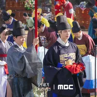 Pernikahan IU & Byeon Woo Seok di 'PERFECT CROWN' Super Mewah