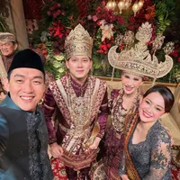 Potret Artis di Pernikahan Rizky Irmansyah, Raffi Ahmad hingga Ifan Seventeen