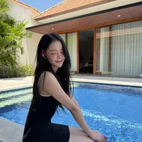Potret Carmen Hearts2Hearts Pulang Kampung ke Bali, Nikmati Liburan Bareng Keluarga