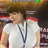 Potret Dinar Candy NgeDJ di Lapas, Asik Joget Bareng Nikita Mirzani