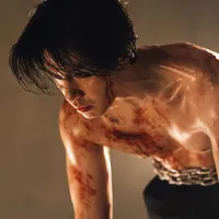 Potret Lee Dong Wook Pamer Body Kekar di Balik Layar 'A SHOP FOR KILLERS 2'