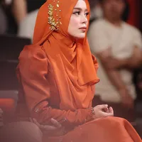 Potret Lesti Kejora Jadi Juri di Final Audition Dangdut Academy 8, Outfit-nya Cantik