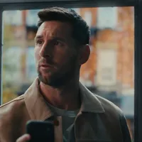 Potret Lionel Messi Ketemu Spider-Man, Diajak Gelantungan Bareng di Jalanan Amerika
