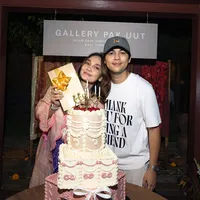 Potret Luna Maya Rayakan Ulang Tahun ke-43 di Bali