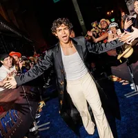 Potret Red Carpet Para Pemeran ONE PIECE LIVE ACTION, Zoro dan Nami Paling Curi Perhatian!