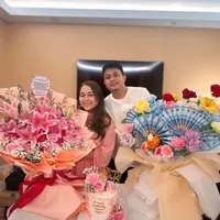 Potret Ulang Tahun Syifa Adik Ayu Ting Ting, Dapat Kejutan Spesial dari Suami Tercinta