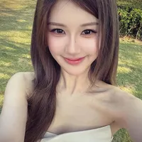 Potret Zhao Lusi Dengan Makeup Natural Hingga Bareface, Imutnya Enggak Terkalahkan 