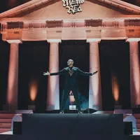 Profil Pandji Pragiwaksono, Komika Kritis di Balik Stand-Up Comedy Viral 'MENS REA'
