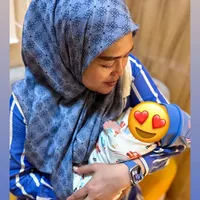 Putri Isnari Melahirkan Anak Pertama, Pipi Chubby Bikin Gemas