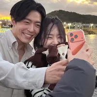 Shin Hye Sun Unggah Foto Romantis Bareng Dua Aktor, Seol In A Ikut Komentar