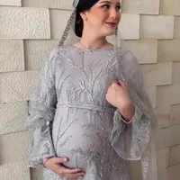 Siap Sambut Kelahiran Anak Laki-laki, 8 Potret Tasyakuran Sekaligus Gender Reveal Yasmine Ow dan Aditya Zoni - Dihadiri Ammar Zoni & Irish Bella