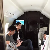 Suasana Jet Pribadi Maia Menuju Surabaya, Mewah - Nyaman!