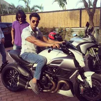 Arpit Ranka Rayakan Ultah Pernikahan Dengan Super Romantis 