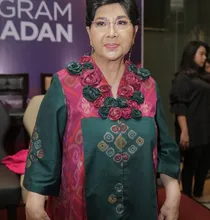 Berita Foto Widyawati 10 Artis Wanita Yang Masih Setia Sendiri Pasca Ditinggal Suami Untuk Selama Lamanya Kapanlagi Com