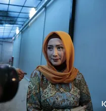 Berita Foto Desy Ratnasari : FOTO: Kisah Meniti Karir Desy Ratnasari