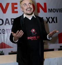 Berita Foto Sam Brodie Move On Kisah Getir Sam Brodie Saat Putuskan Jadi Wanita Kapanlagi Com