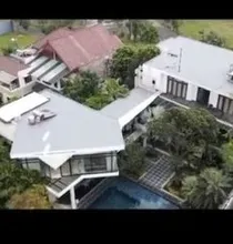 Berita Foto Irfan Hakim Mulai Lapangan Golf Hingga Kebun Binatang Mini Sederet Fasilitas Rumah Seleb Ini Eksklusif Abis Kapanlagi Com