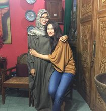 Berita Foto Keenan Nasution Tak Lekang Oleh Waktu Ida Royani Tetap Cantik Di Usia 64 Tahun Kapanlagi Com