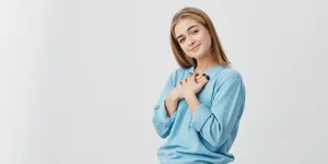 10 Cara Mengencangkan Payudara Kendur Secara Alami, Aman Tanpa Efek Samping