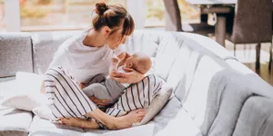 12 Cara Memperbanyak ASI Secara Alami dan Cepat, Demi Cukupi Kebutuhan Bayi