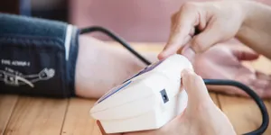 12 Cara Menurunkan Darah Tinggi Secara Alami, Aman dan Ampuh