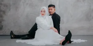 6 Inspirasi Baju Prewedding Casual Hijab Outdoor, Hadirkan Kesan Serasi dan Romantis