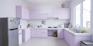 6 Pilihan Warna Cat Dinding Dapur yang Bisa Membantu Ruangan Terasa Lebih Luas