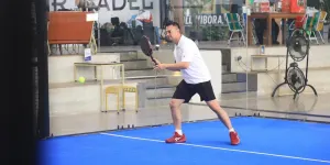6 Potret Lapangan Padel yang Dibangun Raffi Ahmad, Sediakan 8 Court Sekaligus