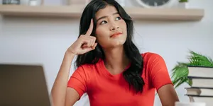 7 Alasan Orang IQ Tinggi Lebih Menikmati Waktu Sendiri, Ini Penjelasannya Menurut Psikologi