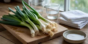 7 Cara Menyimpan Daun Bawang Agar Awet dan Tetap Segar Berminggu-minggu