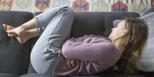 8 Ciri-Ciri Penyakit Maag Kronis dan Begini Cara Mengatasinya