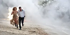 8 Film Tentang Konflik Sepasang Kekasih Menjelang Pernikahan, Rencana Bahagia yang Berubah Bencana