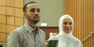 8 Film Tentang Pernikahan Terpaksa yang Bikin Baper Sampai Merenung