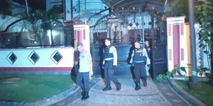 8 Rumah di Malang Digerebek Terkait Kejahatan Cybercrime Internasional