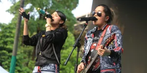 ​Rayakan 17 Tahun Bertahan dengan Formasi Utuh, The Virgin Tampil Enerjik di Lokarya Fest 2026