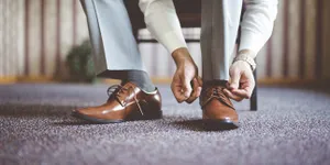 9 Jenis Sepatu Pria Terpopuler, Bikin Penampilan Keren