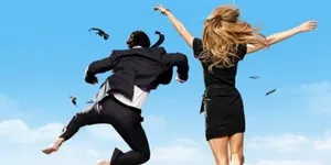 'WANDERLUST', Tinggal Bersama Kaum Hippies