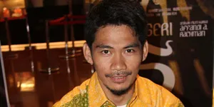 Donny Alamsyah, Belajar Agama di 5 Menara