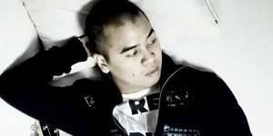 Aditya Bawakan Lagu Anti-Friendzone