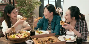 Akhir Tahun di Rumah Saja? Coba Kegiatan Seru Ini & Manfaatin Promo Google Play!