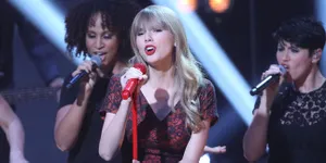 Aktif di Kegiatan Amal, Taylor Swift Ingin Terus Bantu Yang Membu