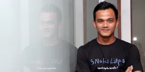 Aktor Ganteng Ini Anggap Atiqah Hasiholan Senior Yang Baik