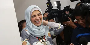 Akun Instagram Dihapus, Shireen Sungkar Tetap Upload Foto Adam