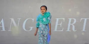 Annisa Dalimunthe Penyanyi dan Model Cilik Tampil di Taipei Fashion Week