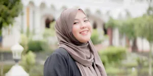 Arti dan Makna Lagu Allah Allah Aghisna - Nazwa Maulidia, tentang Permohonan Pertolongan Kepada Tuhan