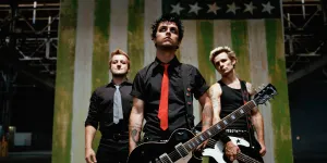 Arti dan Makna Lagu Last Night On Earth – Green Day, Tentang Keteguhan Hati Untuk Setia Mendampingi Pasangan