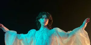 Arti dan Makna Lagu Wish You Were Sober – Conan Gray, Tentang Rasa Frustasi Menghadapi Perasaan Semu