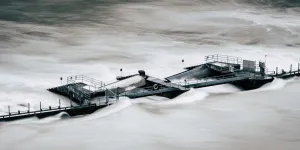 Arti Mimpi Banjir Air Jernih di Dalam Rumah Menurut Psikologi dan Spiritual