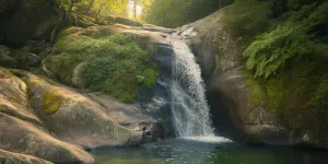 Arti Mimpi Melihat Air Terjun di Gunung: Tafsir Lengkap dari Perspektif Spiritual dan Psikologi